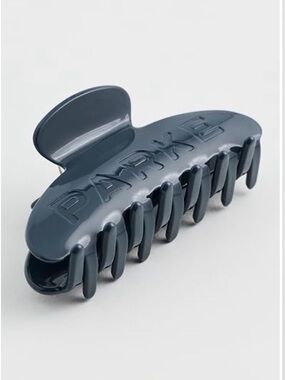 PARKE‎ Washed Indigo Dark Blue Claw Clip NWT with Pouch Sold Out